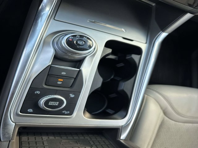 Certified 2020 Ford Explorer Platinum w/ Premium Technology Package AWD/4WD image 24