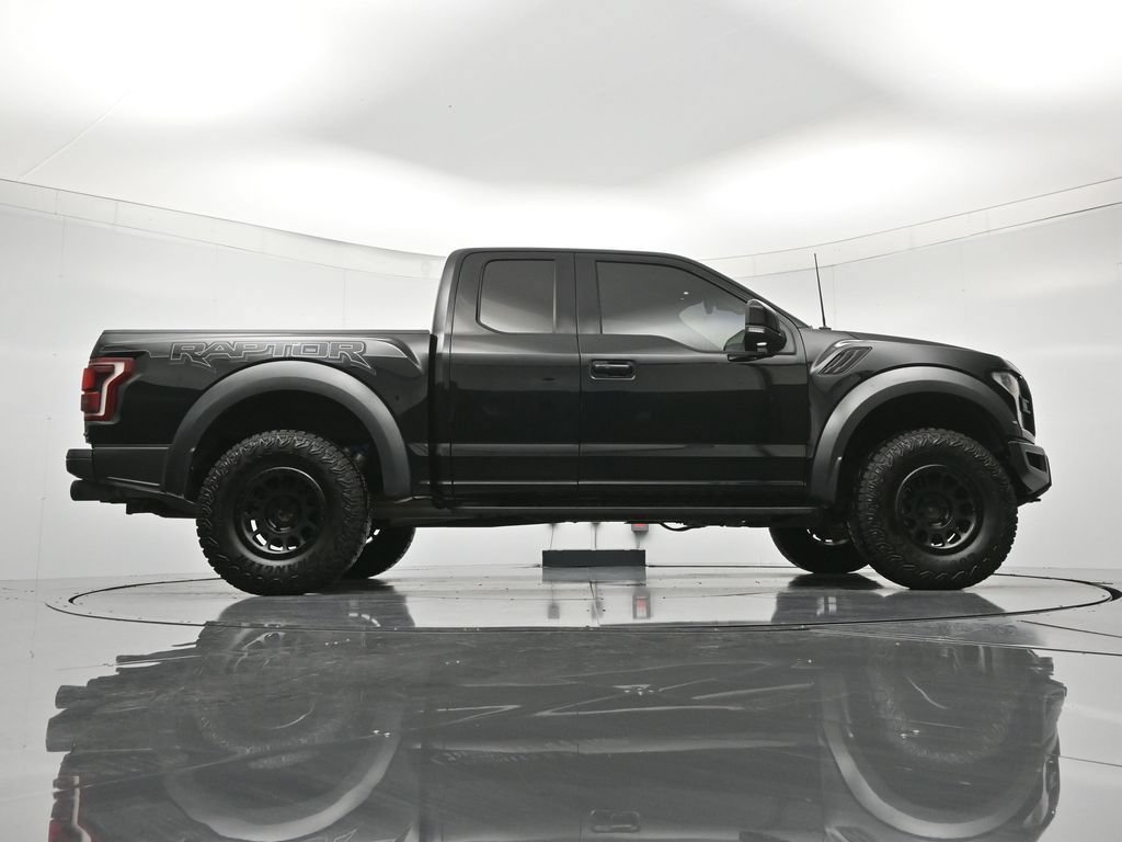 Certified 2018 Ford F150 Raptor w/ Equipment Group 802A Luxury AWD/4WD image 41
