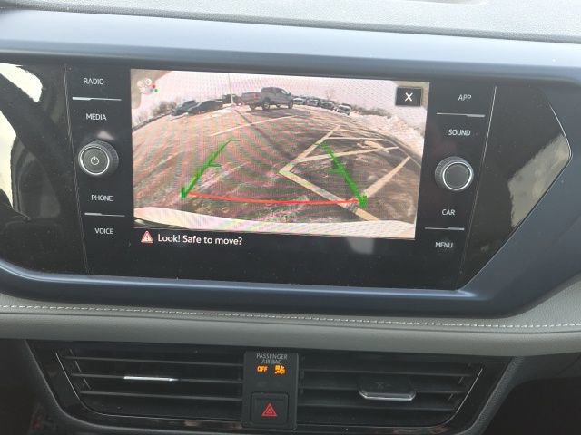 Used 2024 Volkswagen Taos SE image 33