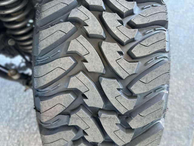 Used 2018 Jeep Wrangler Unlimited Sahara AWD/4WD image 11