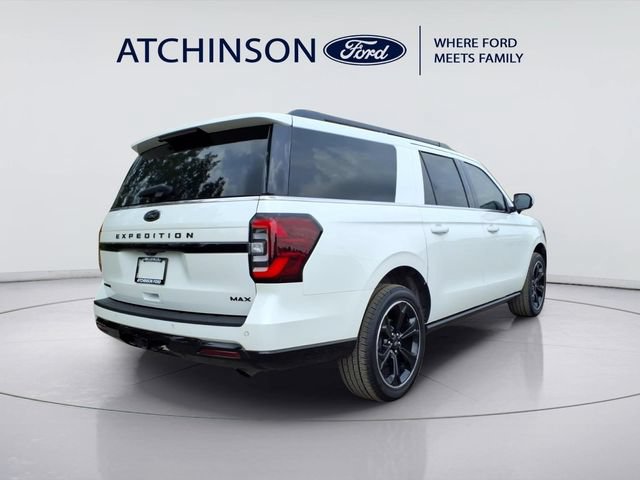 Certified 2023 Ford Expedition Max Limited AWD/4WD image 5