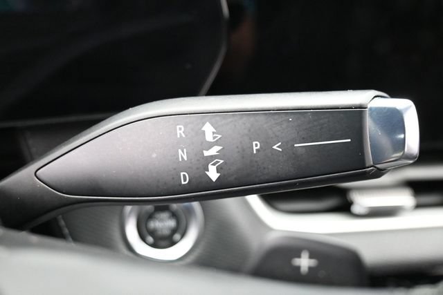 Used 2025 Chevrolet Equinox LT w/ Convenience Package II FWD image 26