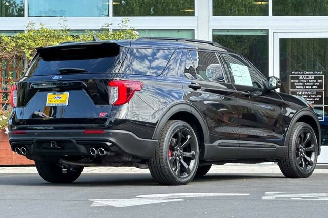 Certified 2023 Ford Explorer ST w/ Equipment Group 401A image 4