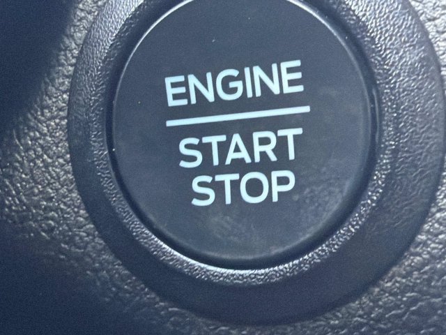 Certified 2025 Ford Escape Active AWD/4WD image 27