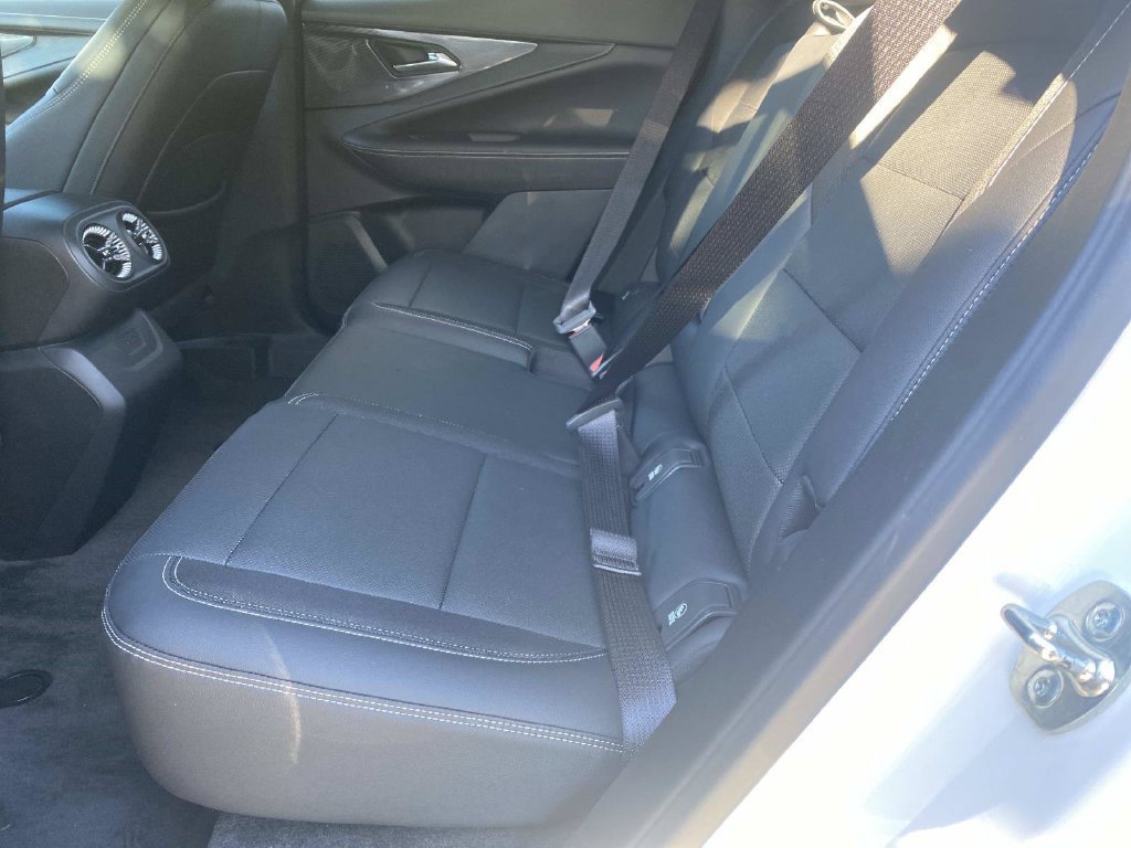 Used 2025 Chevrolet Blazer EV LT AWD/4WD image 15