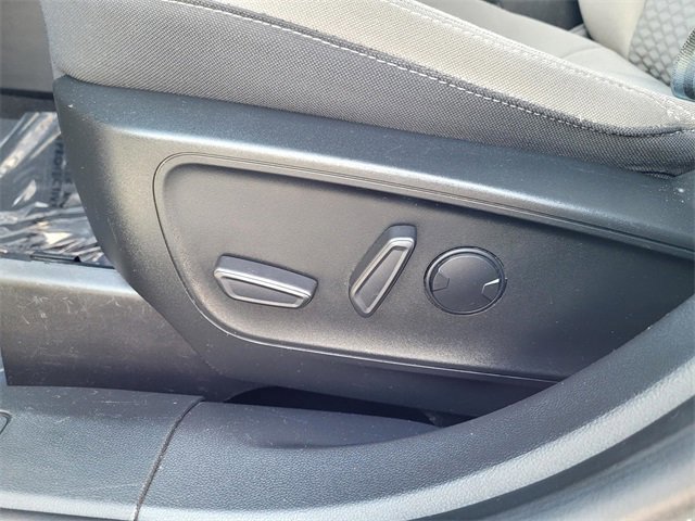 Certified 2022 Ford Escape SE w/ Convenience Package image 11
