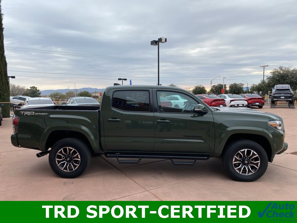 Used 2021 Toyota Tacoma TRD Sport w/ Technology Package image 10