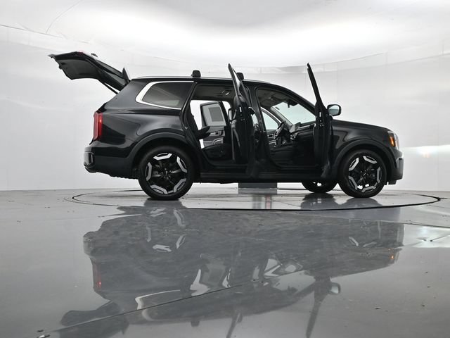 Used 2025 Kia Telluride S AWD/4WD image 53