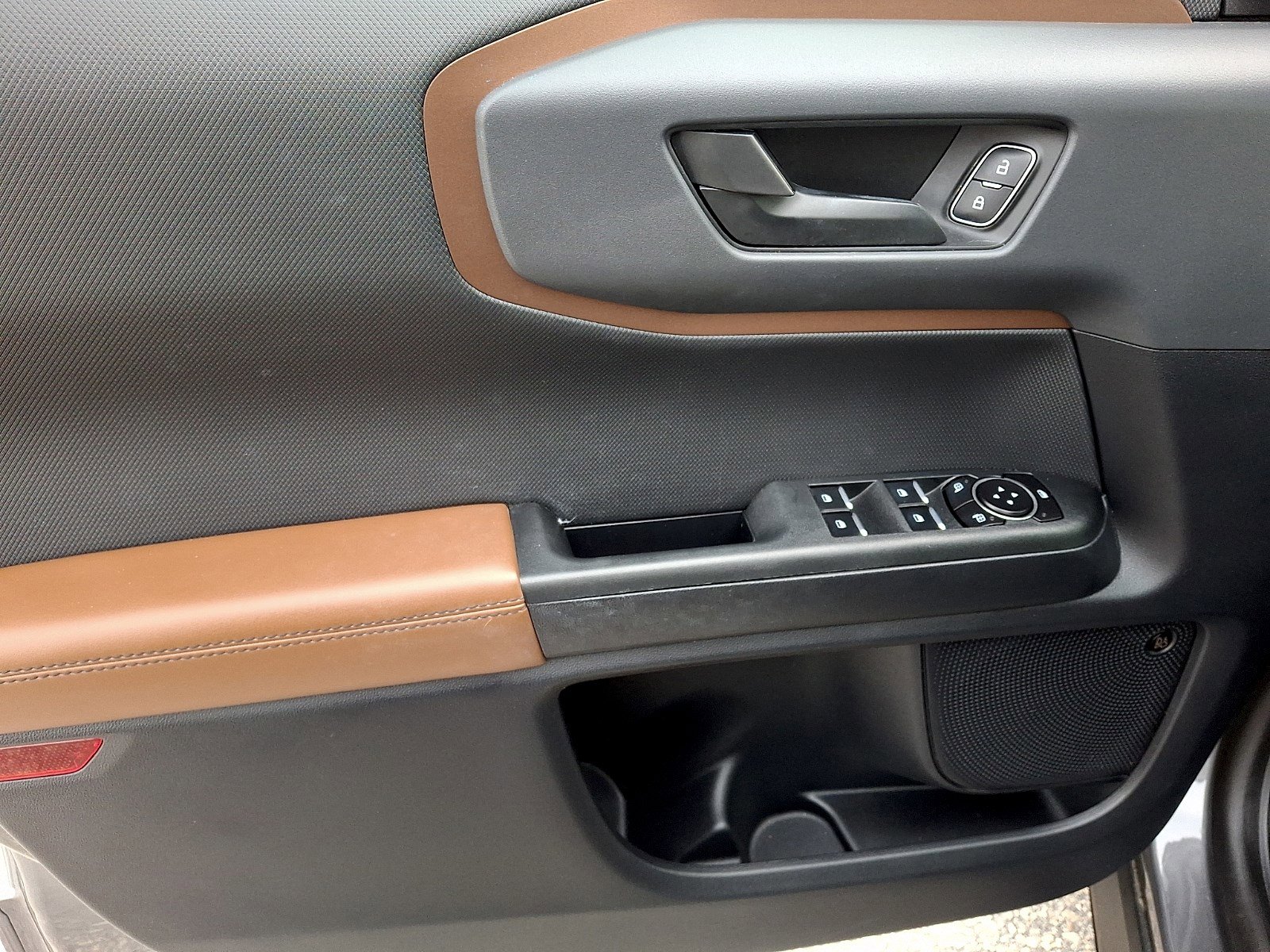 Certified 2022 Ford Bronco Sport Outer Banks w/ Tech Package image 11