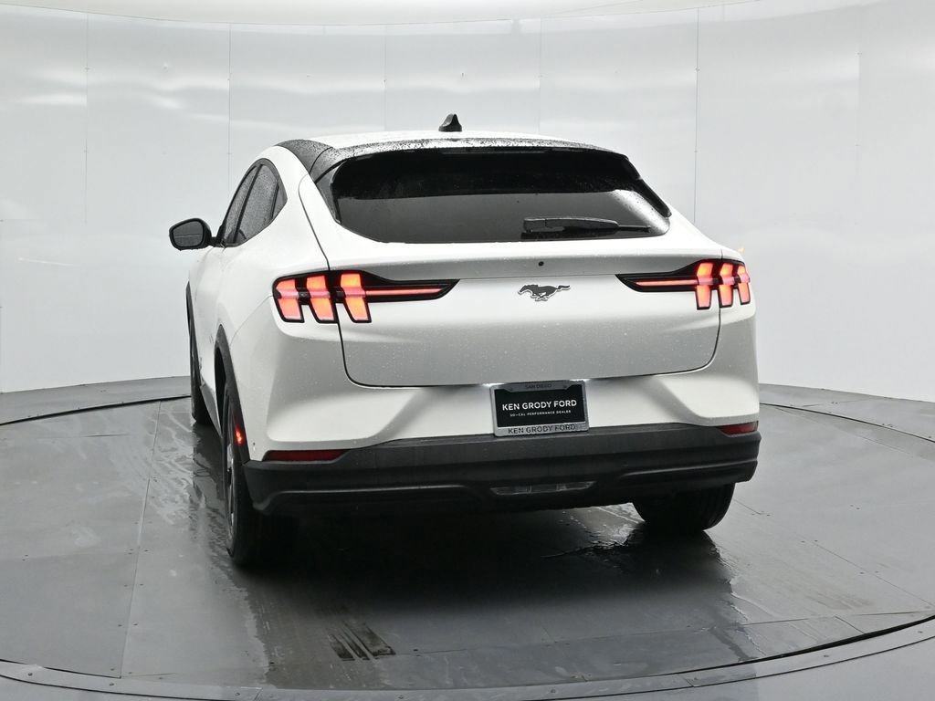 Certified 2023 Ford Mustang Mach-E Select image 19