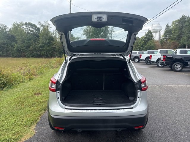 Used 2022 Nissan Rogue Sport SV image 35