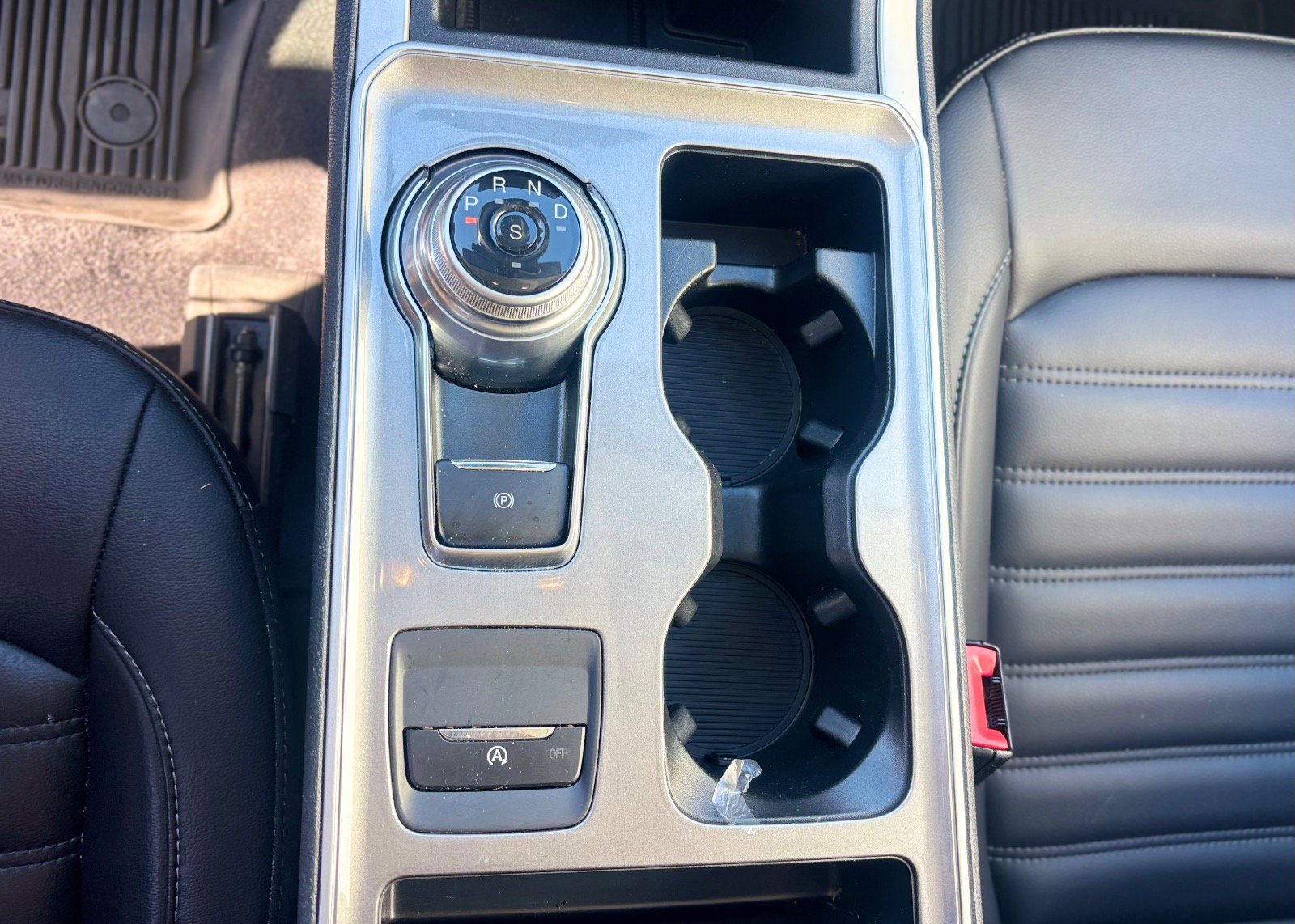 Certified 2024 Ford Edge SEL w/ Convenience Package image 44