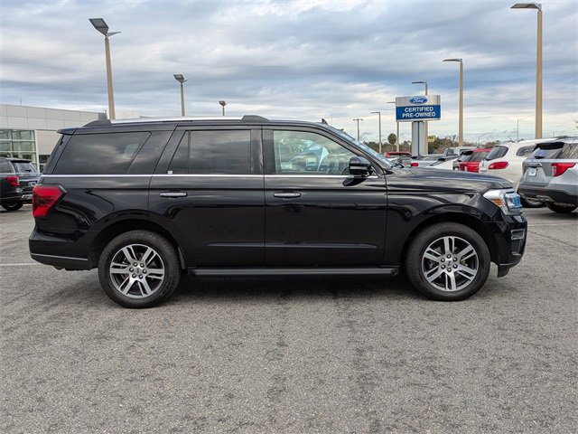 Certified 2024 Ford Expedition Limited image 3