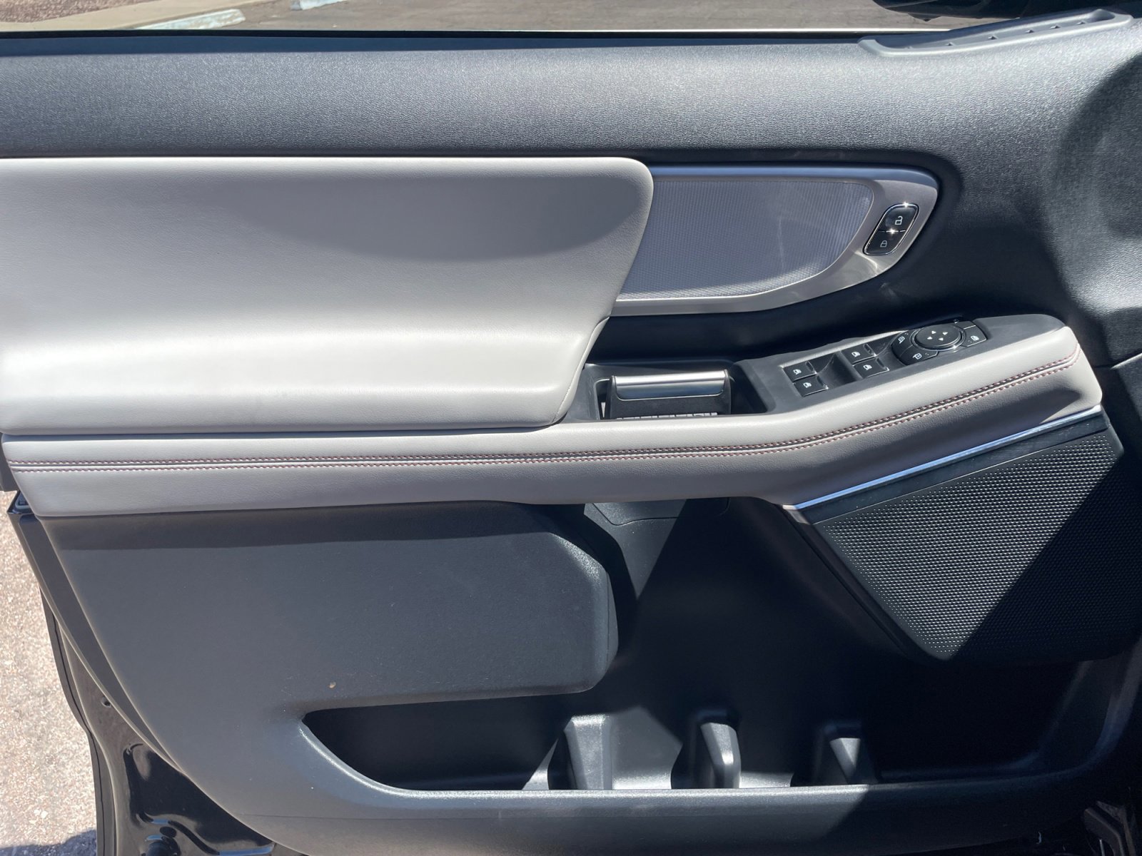 Certified 2025 Ford Expedition Active RWD image 13