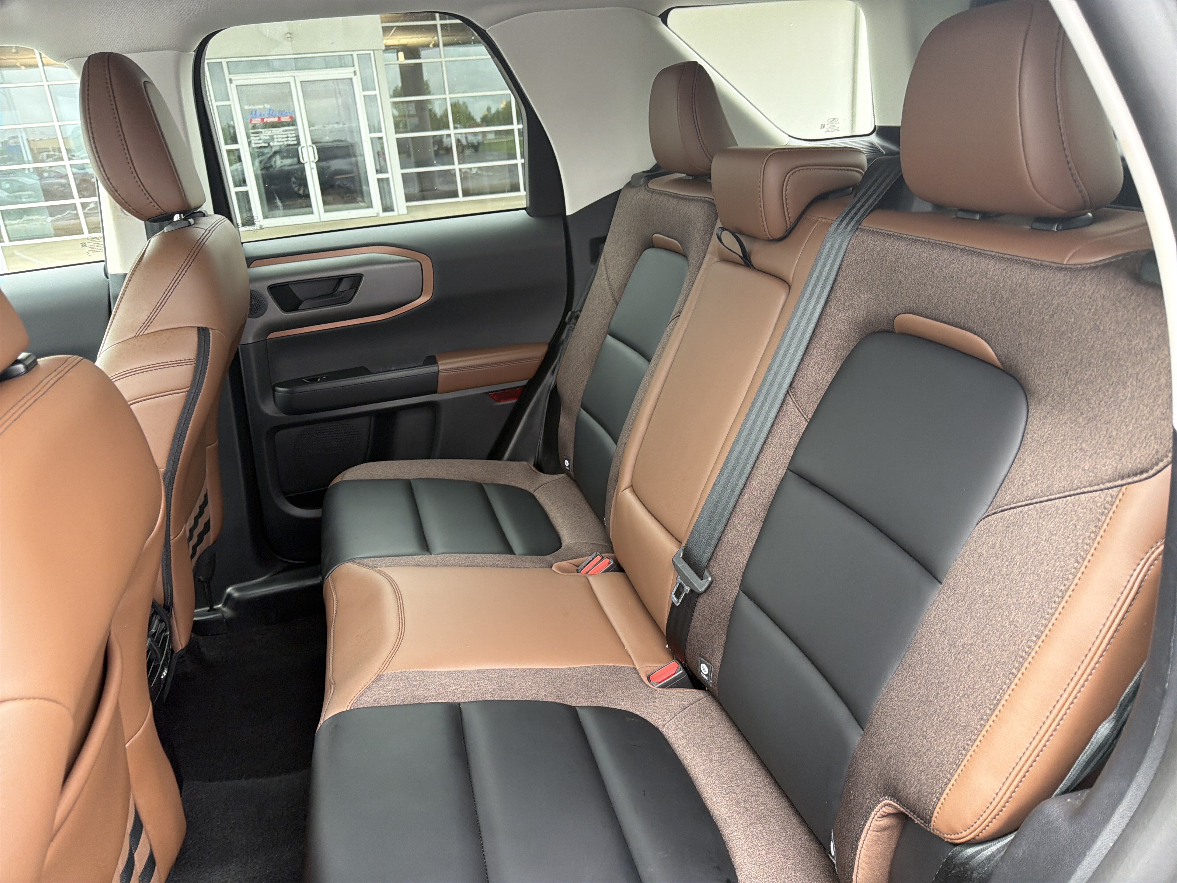 Certified 2025 Ford Bronco Sport Outer Banks w/ Outer Banks Tech Package+ AWD/4WD image 26