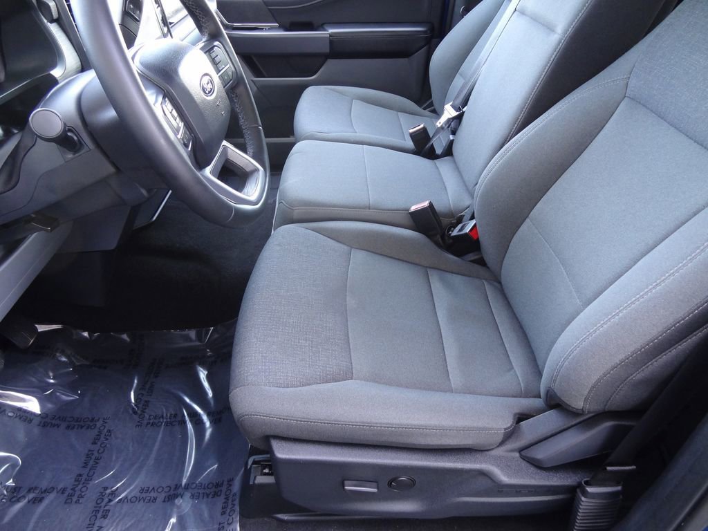 Certified 2025 Ford F150 XLT w/ Equipment Group 301A Standard image 9