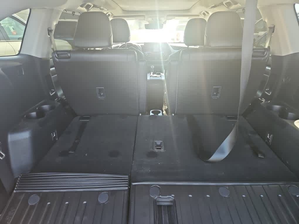 Used 2022 Toyota Highlander Platinum AWD/4WD image 10