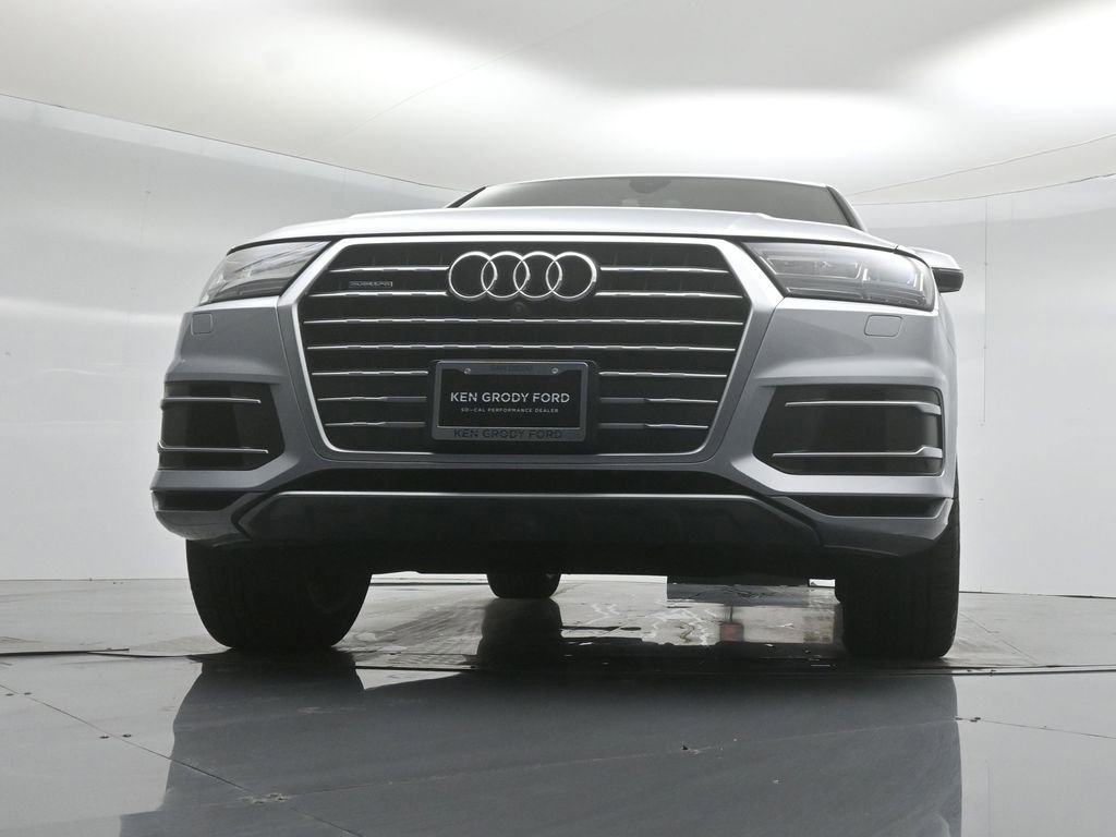 Used 2017 Audi Q7 3.0T Premium Plus w/ Premium Plus Package AWD/4WD image 46