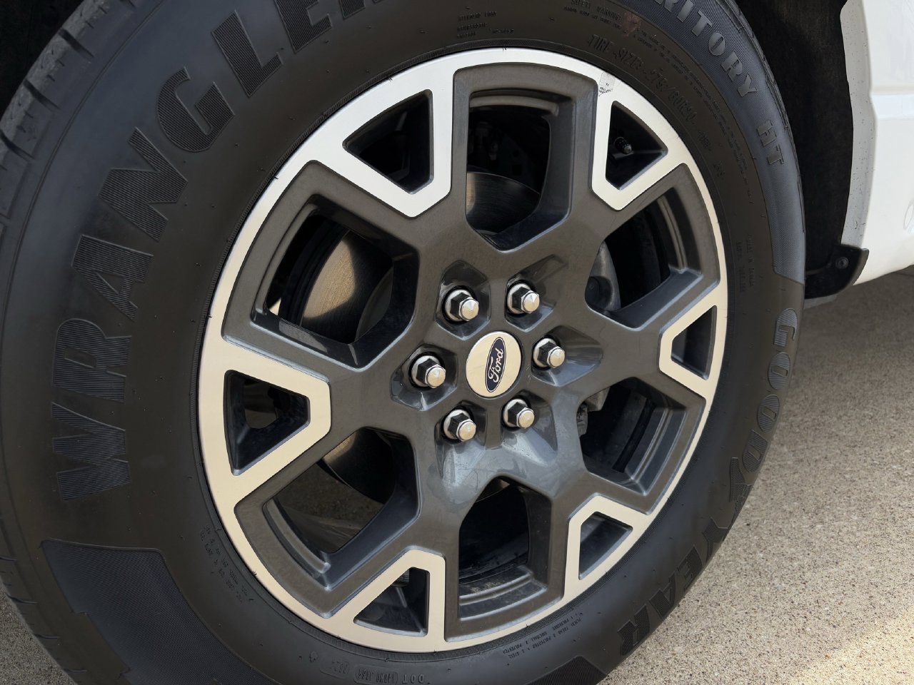 Certified 2024 Ford F150 STX RWD image 11