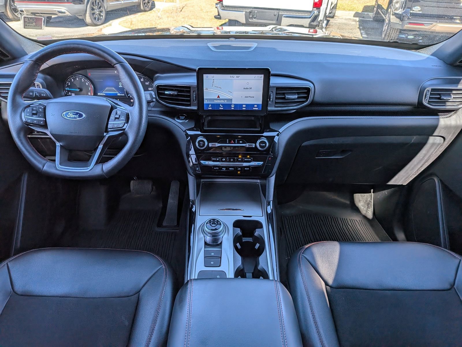 Certified 2023 Ford Explorer ST-Line w/ Class IV Trailer Tow Package image 17