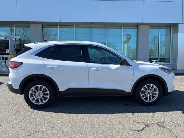 Certified 2022 Ford Escape SE w/ Convenience Package image 2