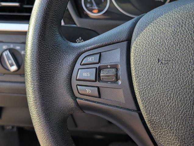 Used 2018 BMW 320i Sedan RWD image 25