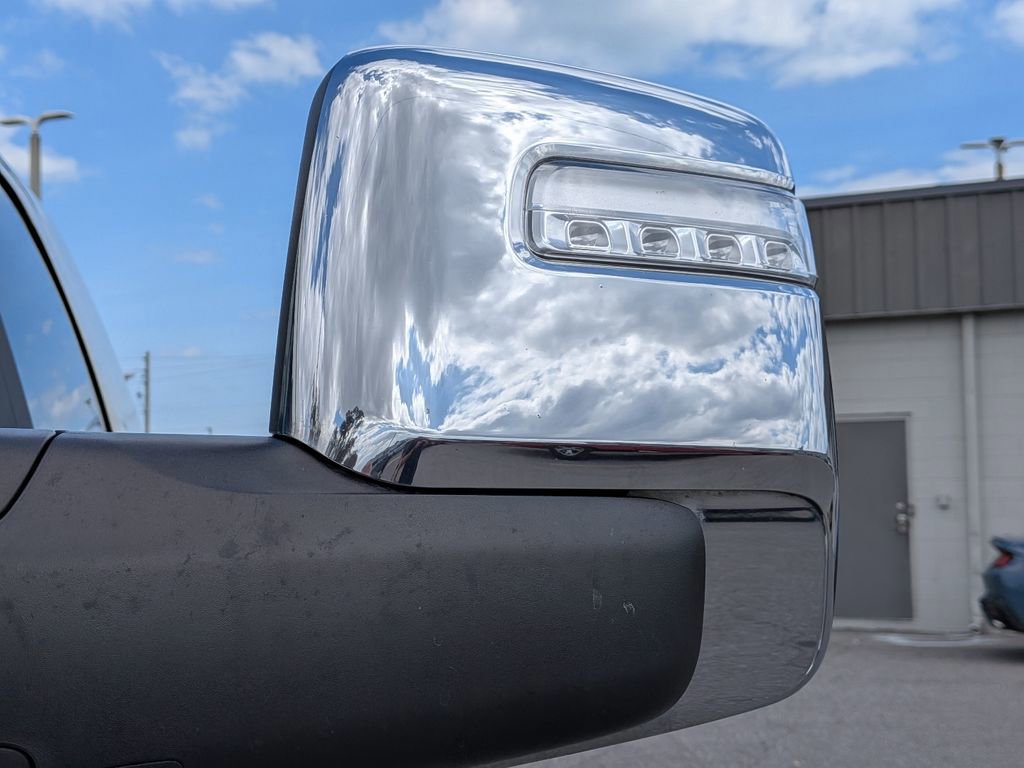 Used 2023 RAM 3500 Limited image 12