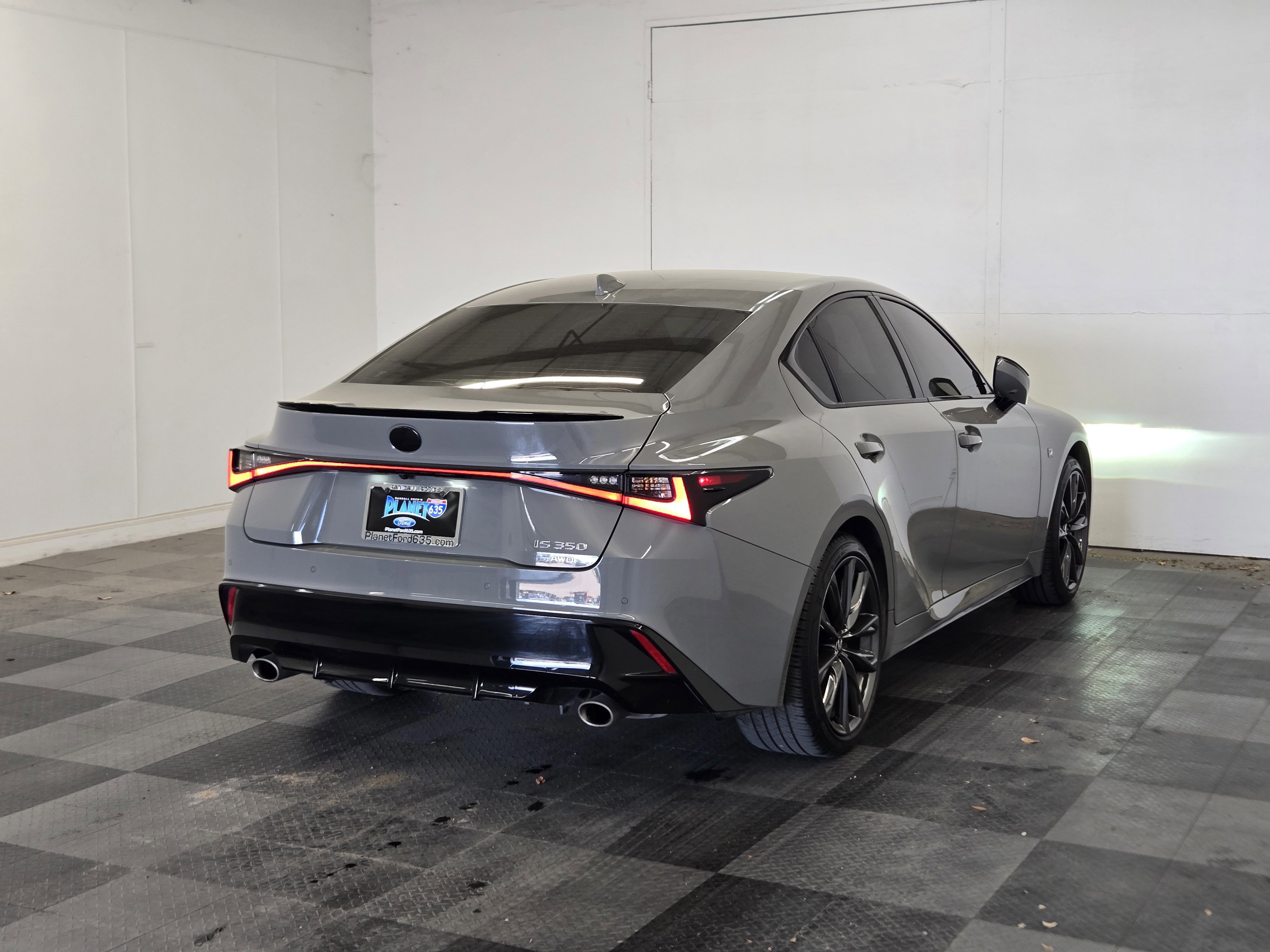 Used 2024 Lexus IS 350 F Sport w/ Navigation Package video 4