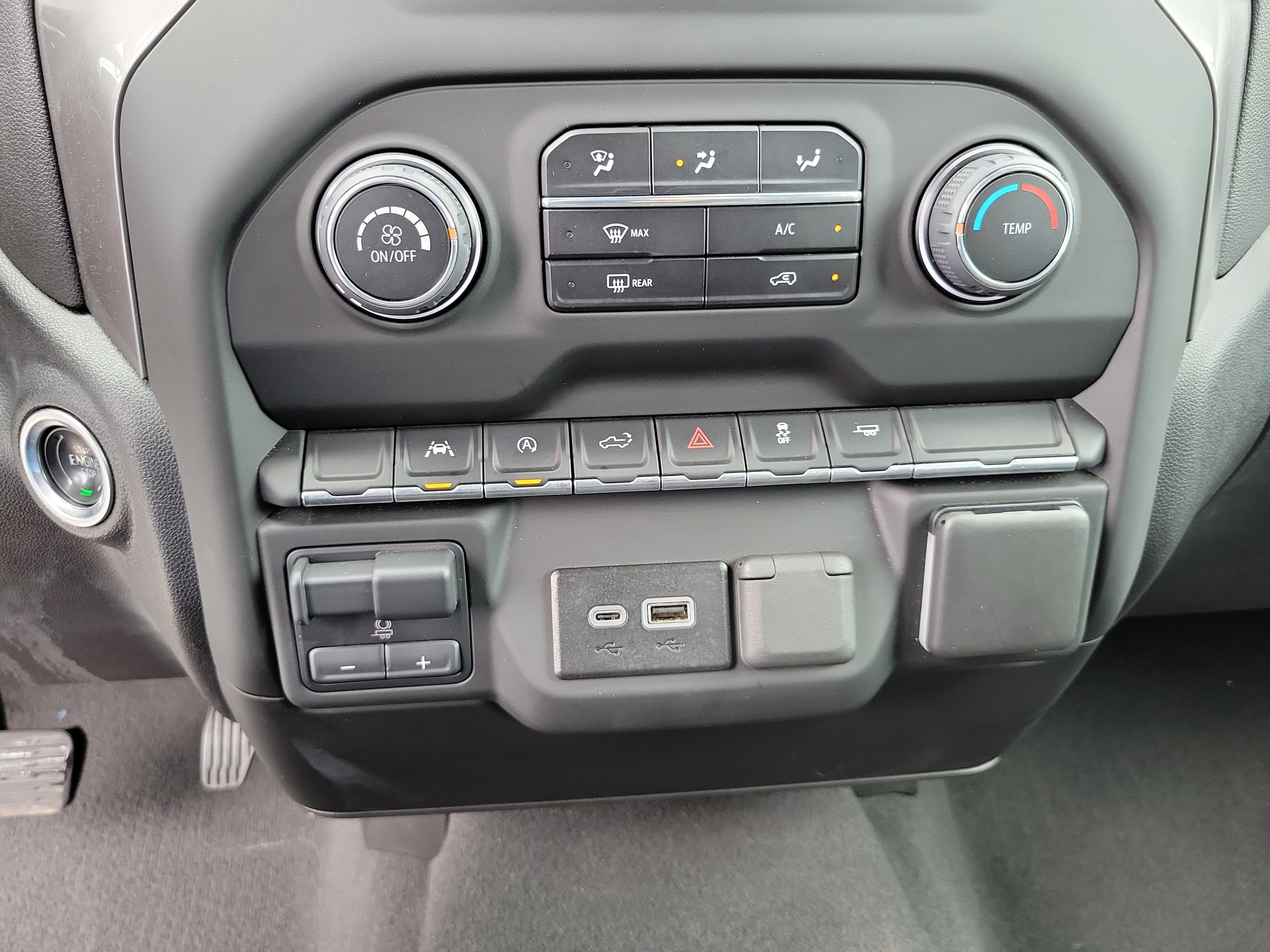 Used 2024 Chevrolet Silverado 1500 Custom RWD image 23