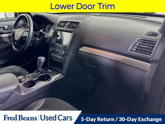 Certified 2018 Ford Explorer XLT w/ Equipment Group 202A image 36