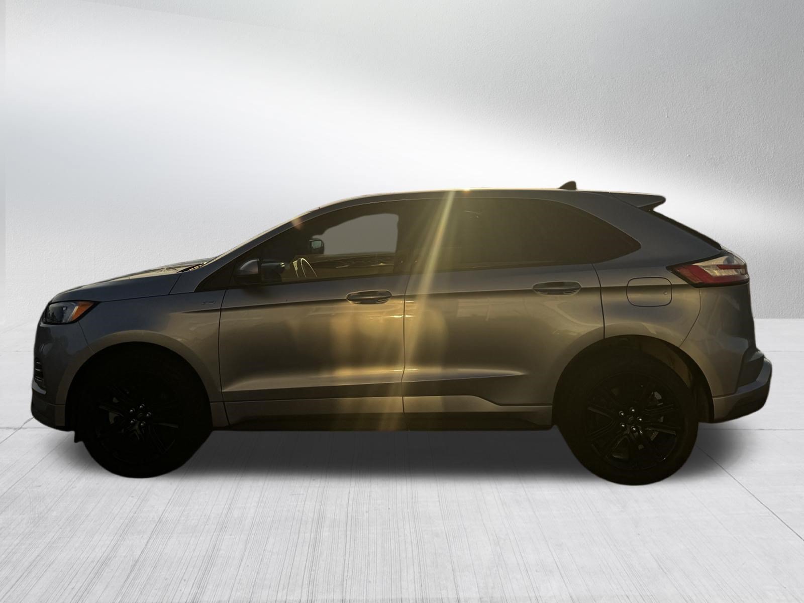Certified 2024 Ford Edge ST-Line AWD/4WD image 4