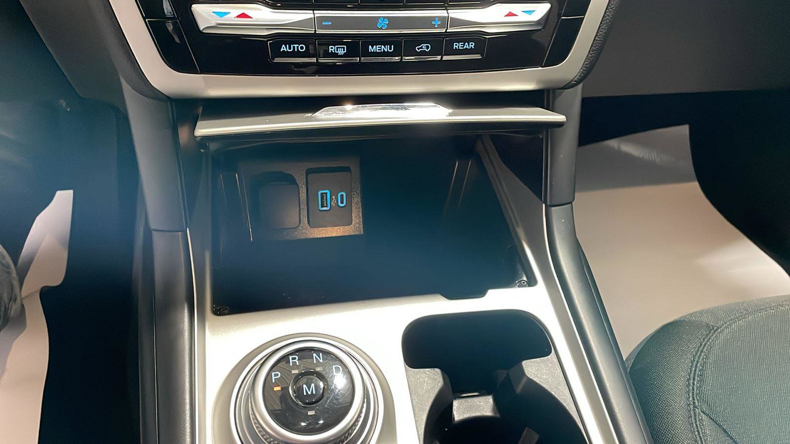 Certified 2021 Ford Explorer XLT w/ Class III Trailer Tow Package image 19