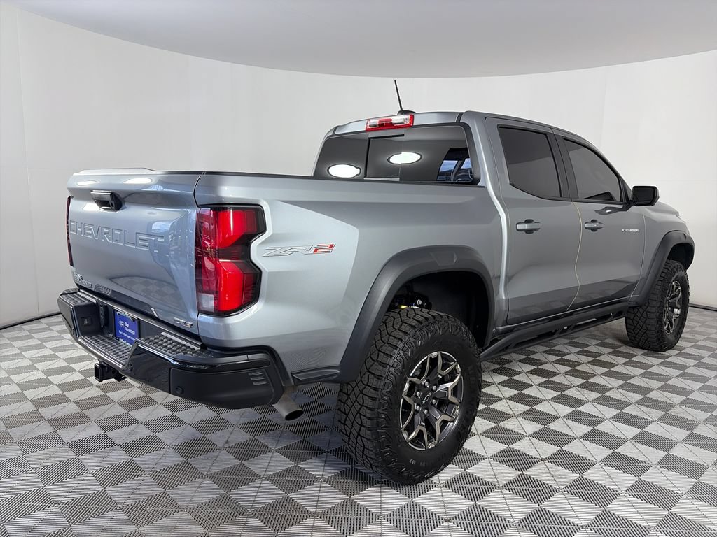 Used 2025 Chevrolet Colorado ZR2 w/ Technology Package AWD/4WD image 7