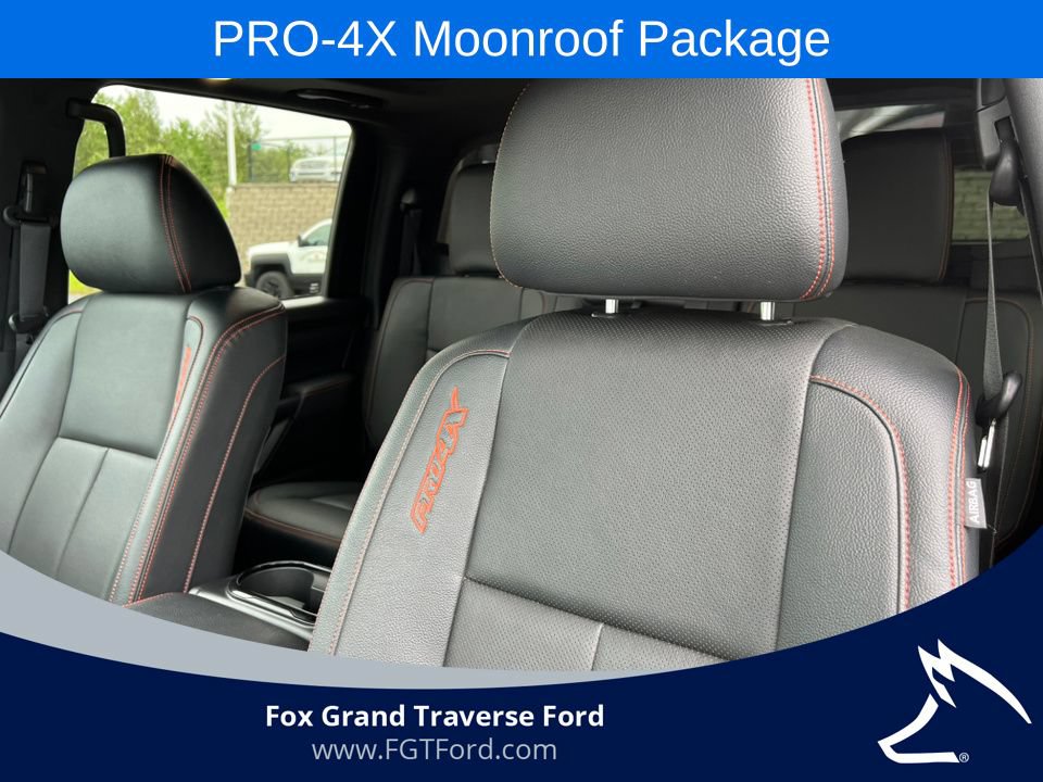 Used 2022 Nissan Titan PRO-4X w/ Pro-4x Convenience Package AWD/4WD image 13
