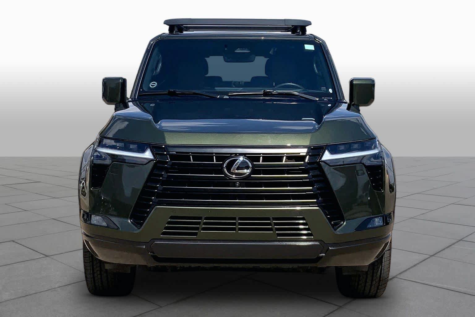 Used 2024 Lexus GX 550 w/ Accessory Package (Z1) AWD/4WD image 4