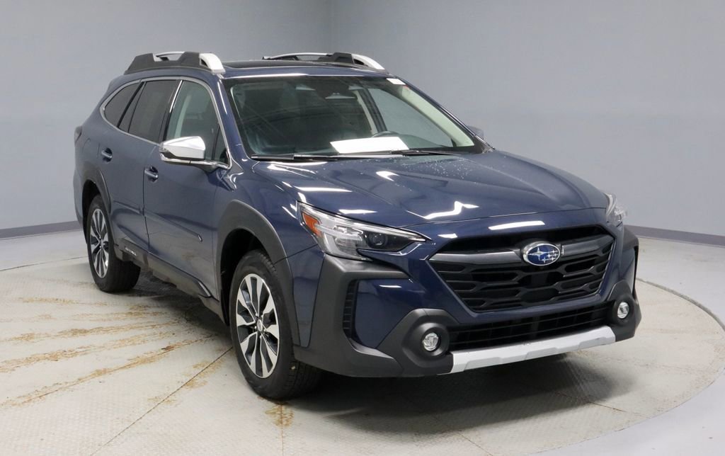 Used 2023 Subaru Outback Touring XT image 7