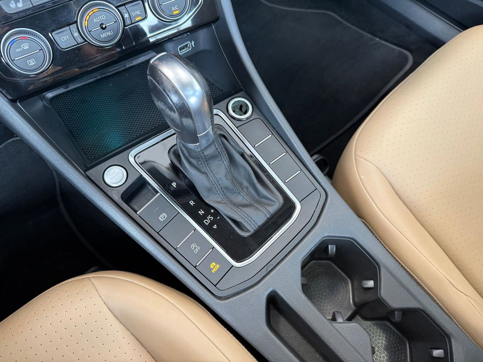 Used 2019 Volkswagen Jetta SEL image 20