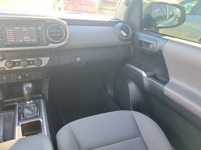 Used 2019 Toyota Tacoma Limited image 22