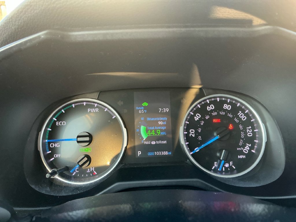 Used 2021 Toyota RAV4 XLE AWD/4WD image 19