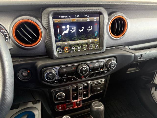 Used 2022 Jeep Gladiator Mojave w/ Trailer Tow Package AWD/4WD image 4