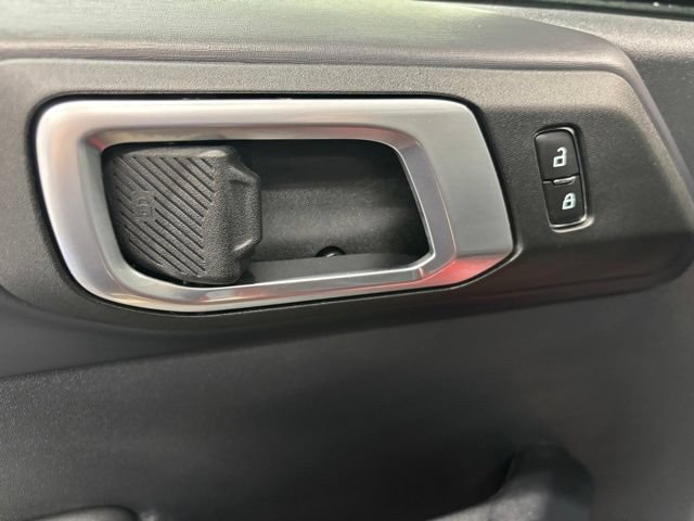 Certified 2026 Ford Bronco Outer Banks AWD/4WD image 6