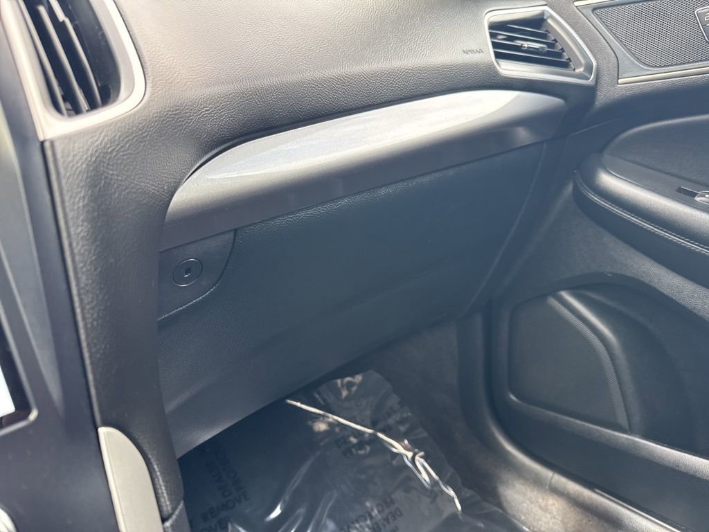 Certified 2024 Ford Edge SEL w/ Convenience Package image 30