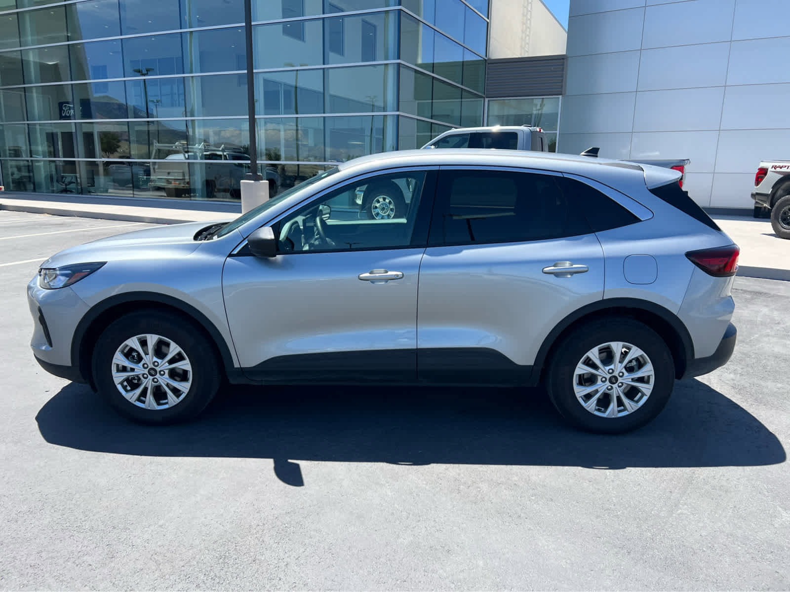 Certified 2024 Ford Escape Active w/ Tech Pack #1 AWD/4WD image 12