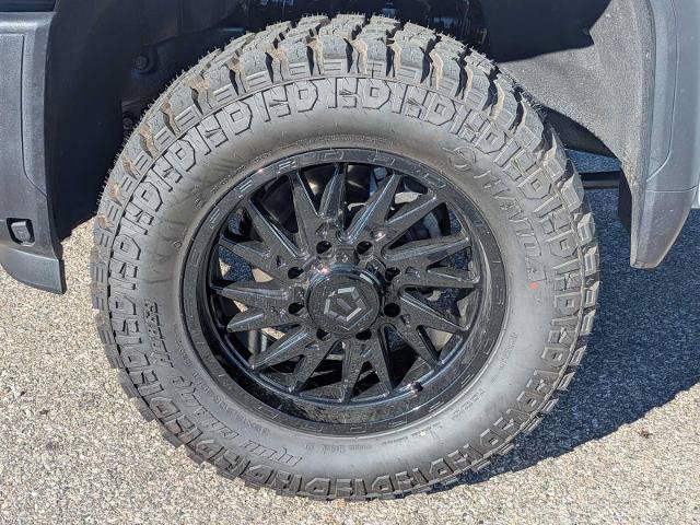 Used 2025 GMC Sierra 3500 SLE w/ SLE Convenience Package AWD/4WD image 16