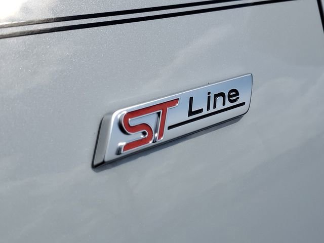 Certified 2025 Ford Escape ST-Line Select w/ Tech Pack #2 AWD/4WD image 8