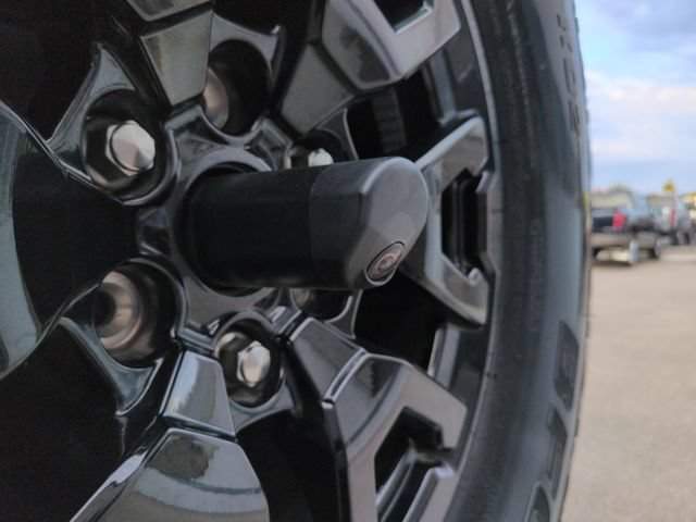 Certified 2024 Ford Bronco Raptor w/ Interior Carbon Fiber Pack 6 AWD/4WD image 30