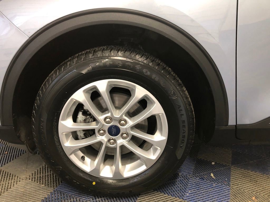 Certified 2022 Ford Escape SE w/ Cold Weather Package image 11