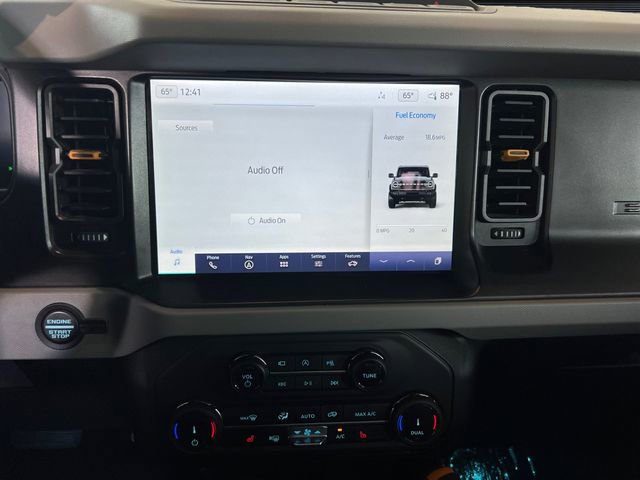 Certified 2022 Ford Bronco Badlands w/ Sasquatch Package AWD/4WD image 11