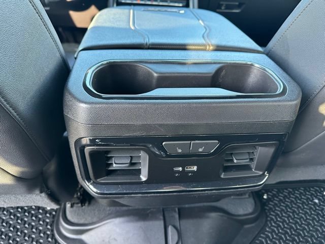 Used 2024 GMC Sierra 2500 AT4 w/ AT4 Premium Plus Package AWD/4WD image 16