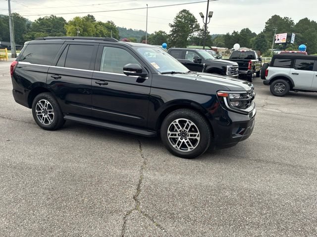 Certified 2025 Ford Expedition Active AWD/4WD image 41